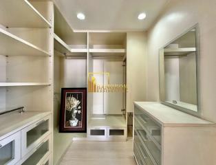 Las Colinas  Modern 2 Bedroom Condo in Asoke