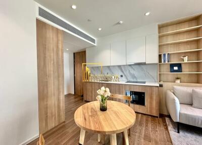 Muniq Sukhumvit 23  Luxurious 2 Bedroom Condo in Central Location