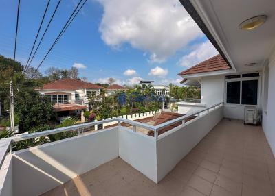 4 Bedrooms House in Central Park Hillside Village East Pattaya H011404