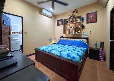 3 Bedrooms House East Pattaya H011381