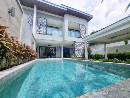 5 Bedrooms House in Serenity Jomtien Villas Jomtien H011395