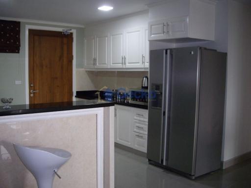 2 Bedrooms Condo in Regent Pratumnak South Pattaya C011391