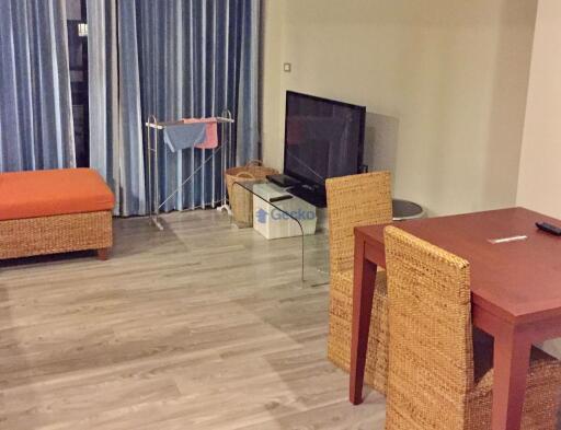 1 Bedroom Condo in Baan Plai Haad Pattaya Wongamat C009027