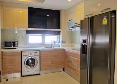 3 Bedrooms Condo in Apus Condominium Central Pattaya C004926