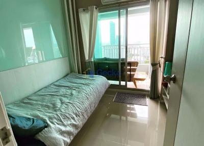 2 Bedrooms Condo in Lumpini Seaview Jomtien Jomtien C010500