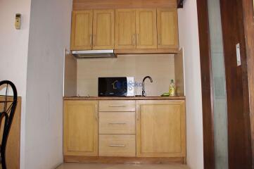 Studio Condo in Jada Beach Residence Jomtien C008706