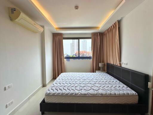 1 Bedroom Condo in Club Royal Wongamat C010399