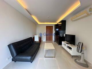 1 Bedroom Condo in Club Royal Wongamat C010399