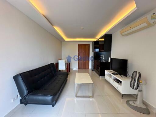 1 Bedroom Condo in Club Royal Wongamat C010399