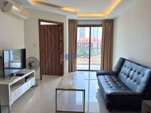 1 Bedroom Condo in Club Royal Wongamat C010399