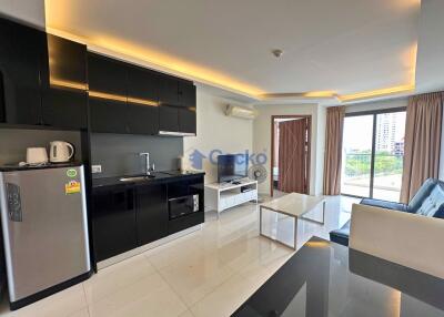 1 Bedroom Condo in Club Royal Wongamat C010399