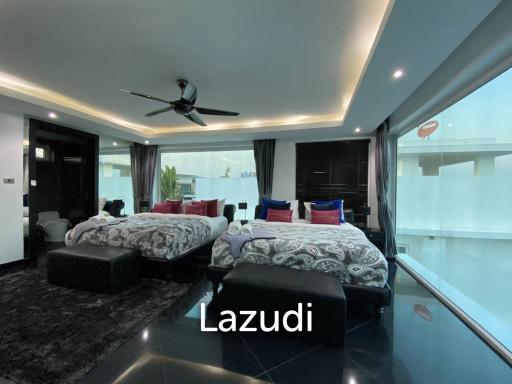 8 Bedrooms Ultra Luxury Pool Villa in Jomtien