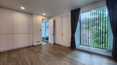 Luxury Townhome Thonglor Prompak