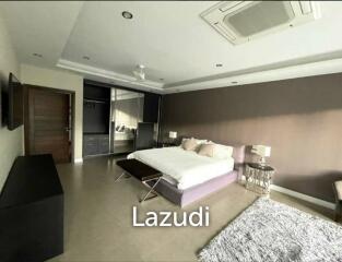 4 Bedrooms Villa for Rent