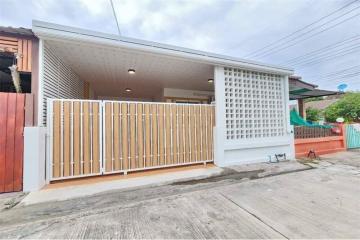 Renovated house for sale in Pattaya, good location, close to the community - 92001013-292