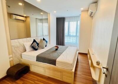 Condo for Rent at Supalai Premier Charoen Nakhon