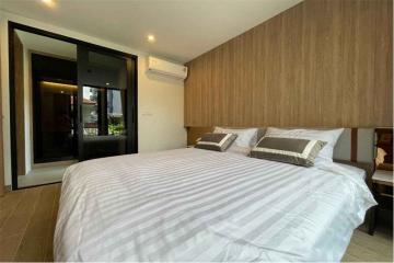 Pet friendly Modern 2 bed Ruamrudee, BTS Ploenchit