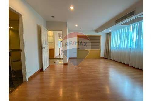 3 bed for rent close to Lumpini park - BTS ploenchit - 920071049-762