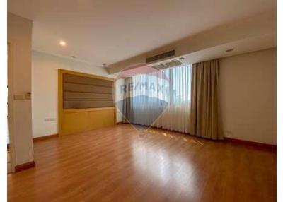 3 bed for rent close to Lumpini park - BTS ploenchit