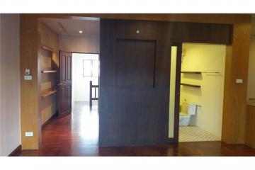 For Sale: Modern 4-Storey Townhouse in Private Compound, Sukhumvit 49 - 920071001-12544