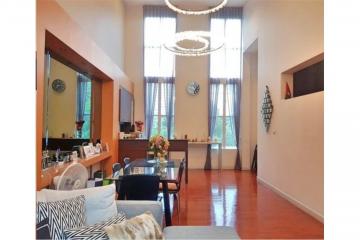 For sale special townhouse 3+1 bedrooms in Baan Klang Krung Thonglor