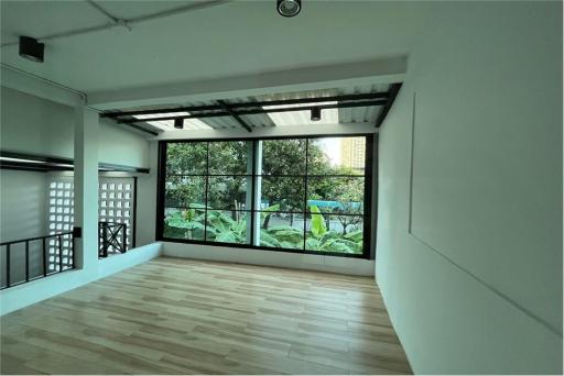 Delightful Peaceful House in Ari/Saphan Kwai Area!