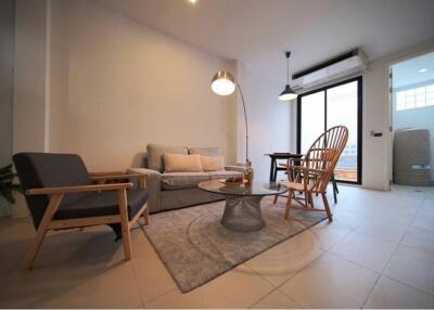 Ready to move in !! - Modern - Pet Friendly -Townhouse 2 Bedrooms - Soonvijai