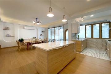 Stunningly Renovated Townhouse - 920071058-253