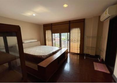 Luxury Townhome in Prime Phra Khanong Location