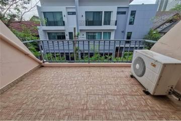 Townhouse for sale in Sukhumvit 39 - 920071049-382