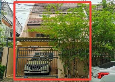 Townhouse for sale in Sukhumvit 39 - 920071049-382