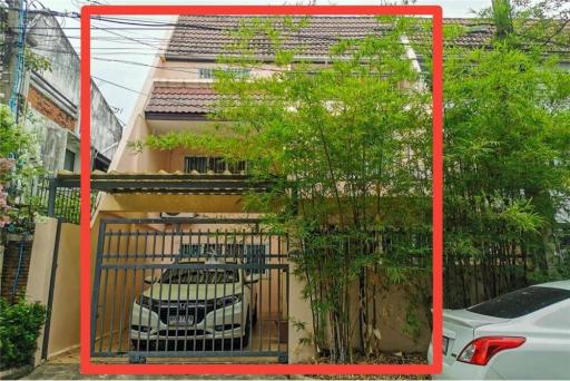 Townhouse for sale in Sukhumvit 39 - 920071049-382