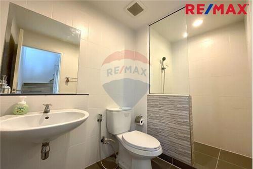 145 Sqm., 3 Beds Townhouse listed for ฿ 4,250,000.