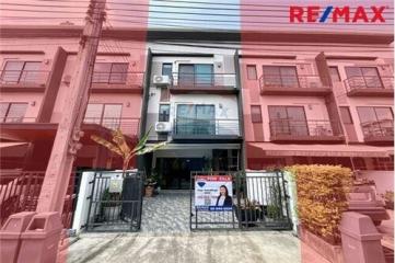 145 Sqm., 3 Beds Townhouse listed for ฿ 4,250,000.