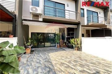 145 Sqm., 3 Beds Townhouse listed for ฿ 4,250,000.