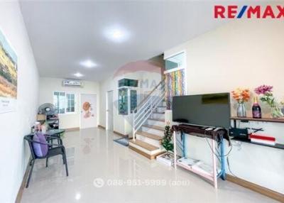 96 Sqm., 3 Beds Townhouse listed for ฿ 2,750,000.