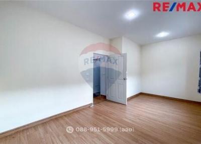 96 Sqm., 3 Beds Townhouse listed for ฿ 2,750,000.