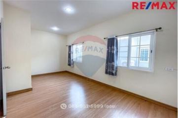 96 Sqm., 3 Beds Townhouse listed for ฿ 2,750,000.