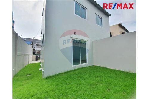 96 Sqm., 2 Beds Townhouse listed for ฿ 3,200,000.