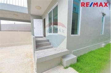 96 Sqm., 2 Beds Townhouse listed for ฿ 3,200,000.