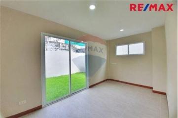 96 Sqm., 2 Beds Townhouse listed for ฿ 3,200,000.