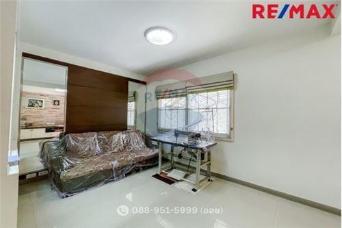 154 Sqm., 3 Beds Townhouse listed for ฿ 2,690,000.