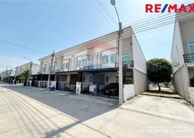 131 Sqm., 4 Beds Townhouse listed for ฿ 3,490,000.