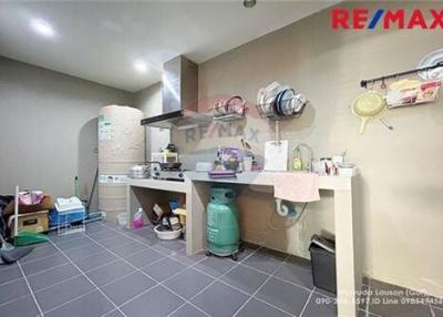 131 Sqm., 4 Beds Townhouse listed for ฿ 3,490,000.