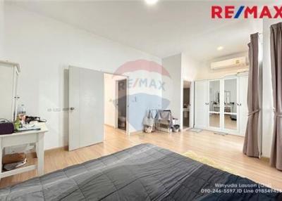 131 Sqm., 4 Beds Townhouse listed for ฿ 3,490,000.