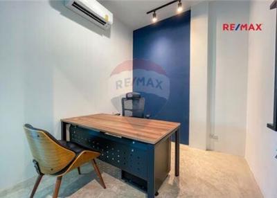 395 Sqm., 4 Beds Townhouse listed for ฿ 27,500,000.