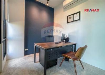395 Sqm., 4 Beds Townhouse listed for ฿ 27,500,000.