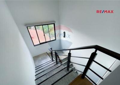 395 Sqm., 4 Beds Townhouse listed for ฿ 27,500,000.