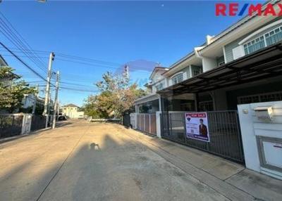 89 Sqm., 2 Beds Townhouse listed for ฿ 1,850,000.