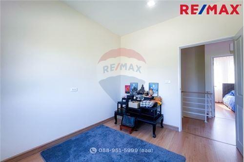 103 Sqm., 4 Beds Townhouse listed for ฿ 2,850,000.